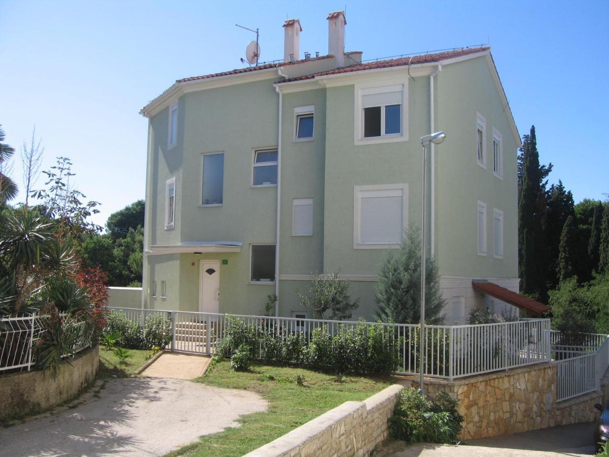Artists Loft Pula Exterior photo